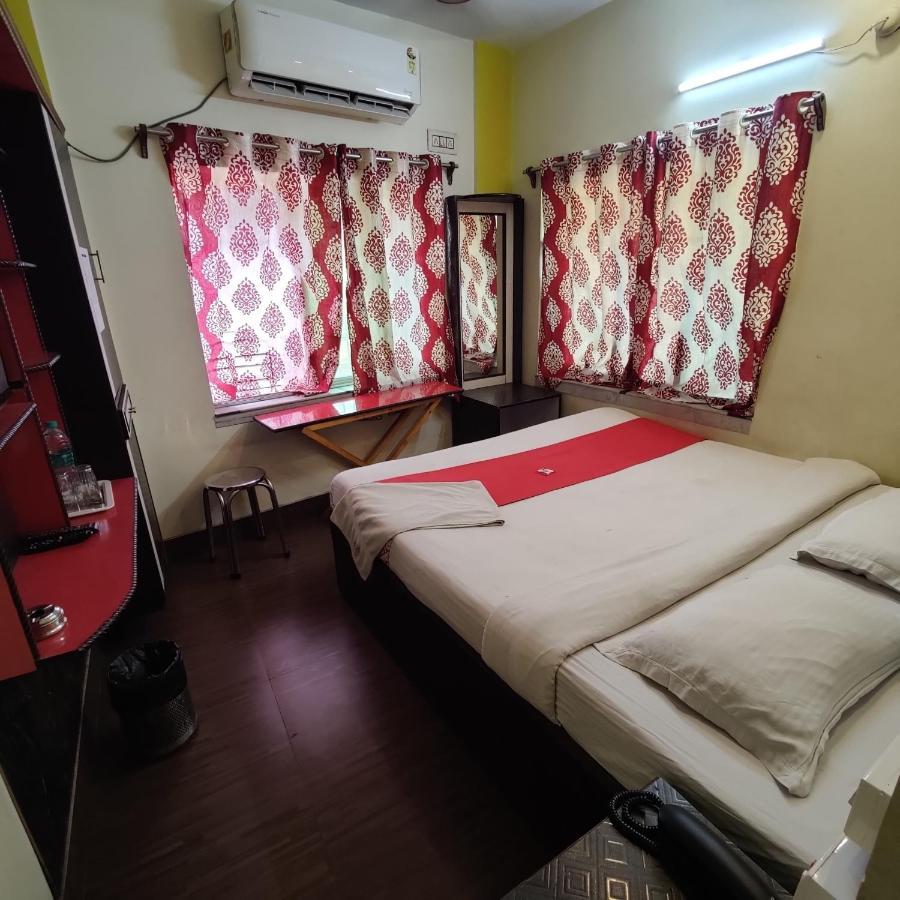 Hotel Ruby's *